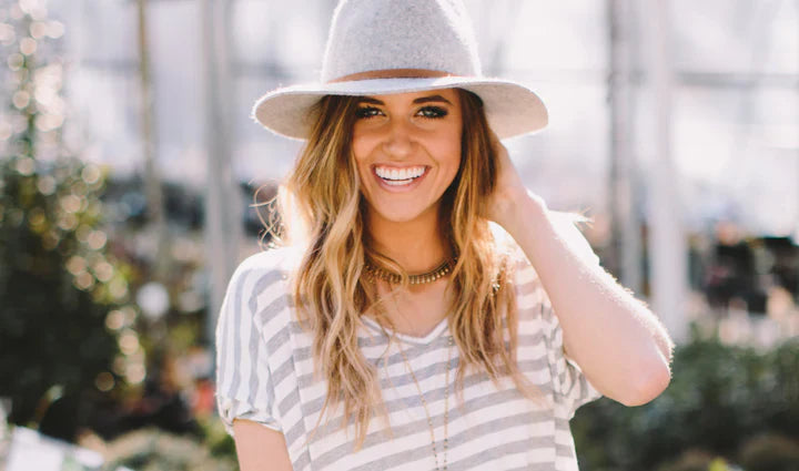 The Ultimate Guide to Building a Minimalist Women’s Wardrobe