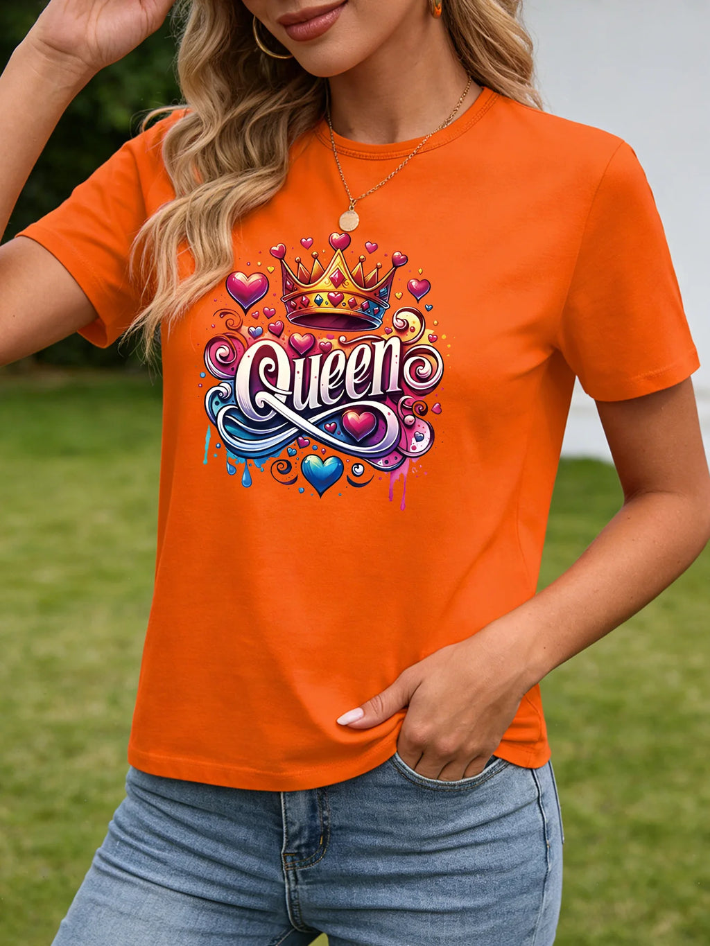 2026 Spring/Summer New Women's Round Neck Casual T-Shirt with Queen Letter Crown Print Top