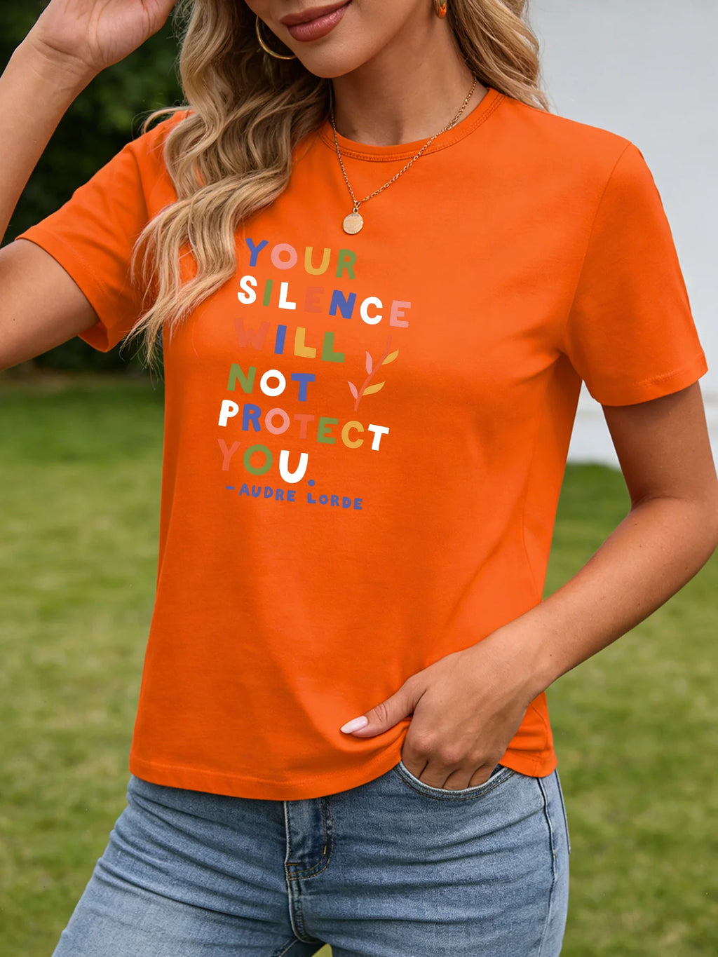 2026 Spring/Summer New Women's Fashionable Loose-fitting Simple Celebrity Quote Print T-shirt Short-sleeved Top