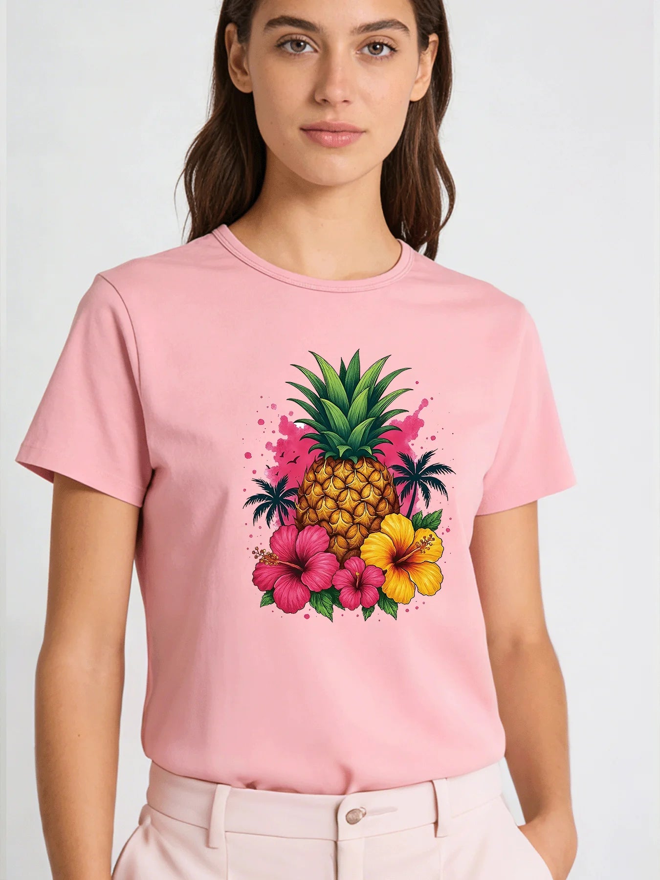 Pineapple Hibiscus T Shirt Women Tropical Summer Graphic Tee Casual Round Neck Short Sleeve Tops