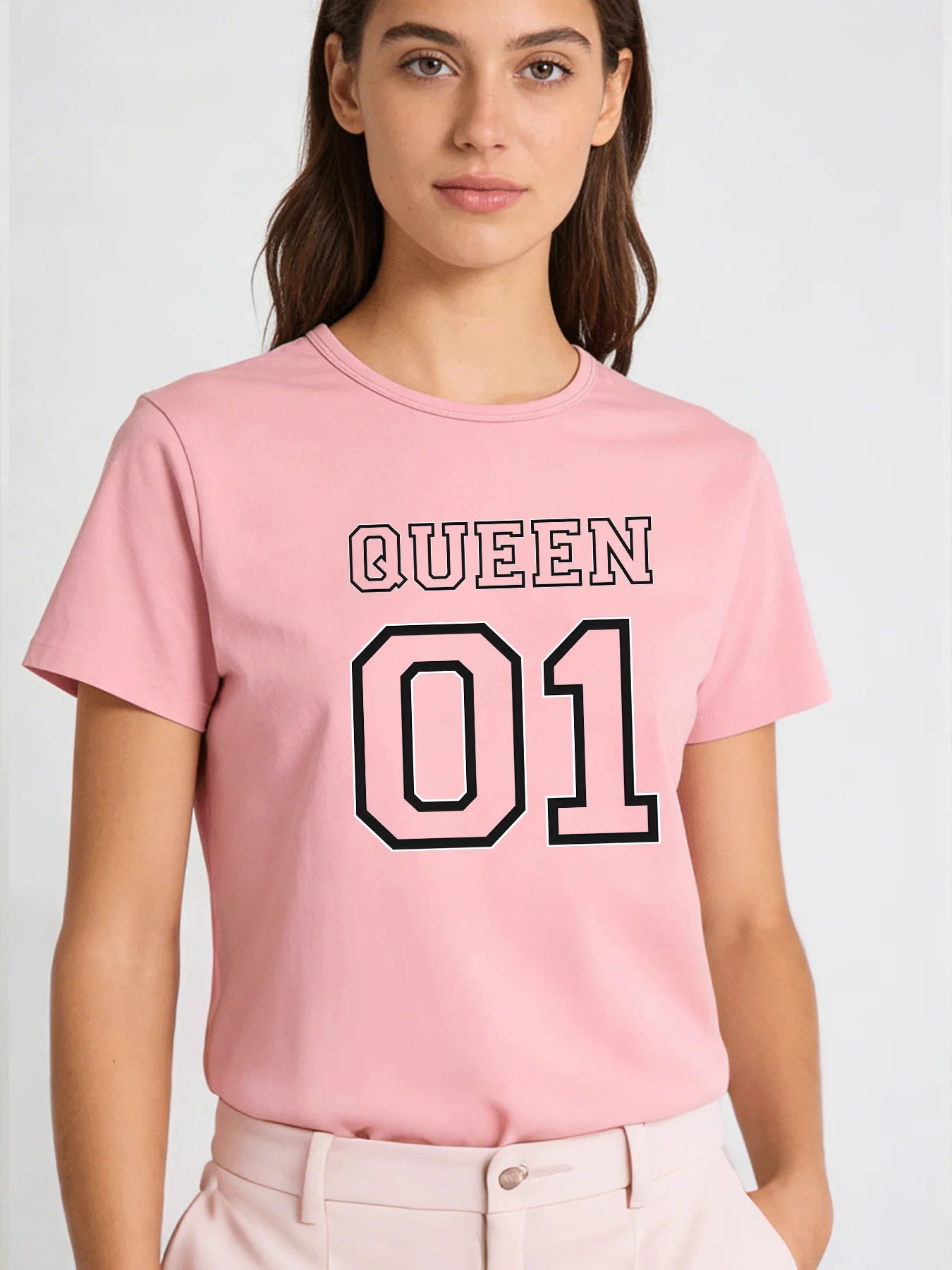 2026 Spring/Summer New Women's Round Neck Casual T-Shirt with Queen Letter Print Top